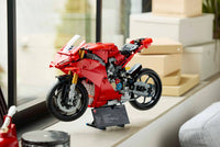 LEGO TECHNIC 42202 Motocicletta Ducati Panigale V4 S USCITA GENNAIO